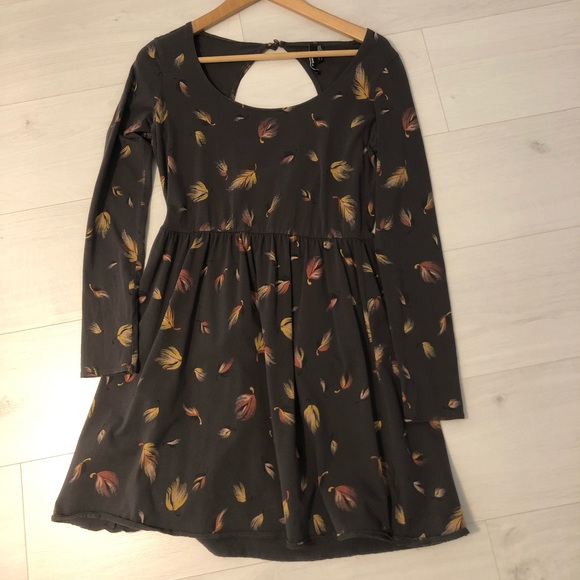 ONEILL SKATER DRESS - Picture 1 of 3